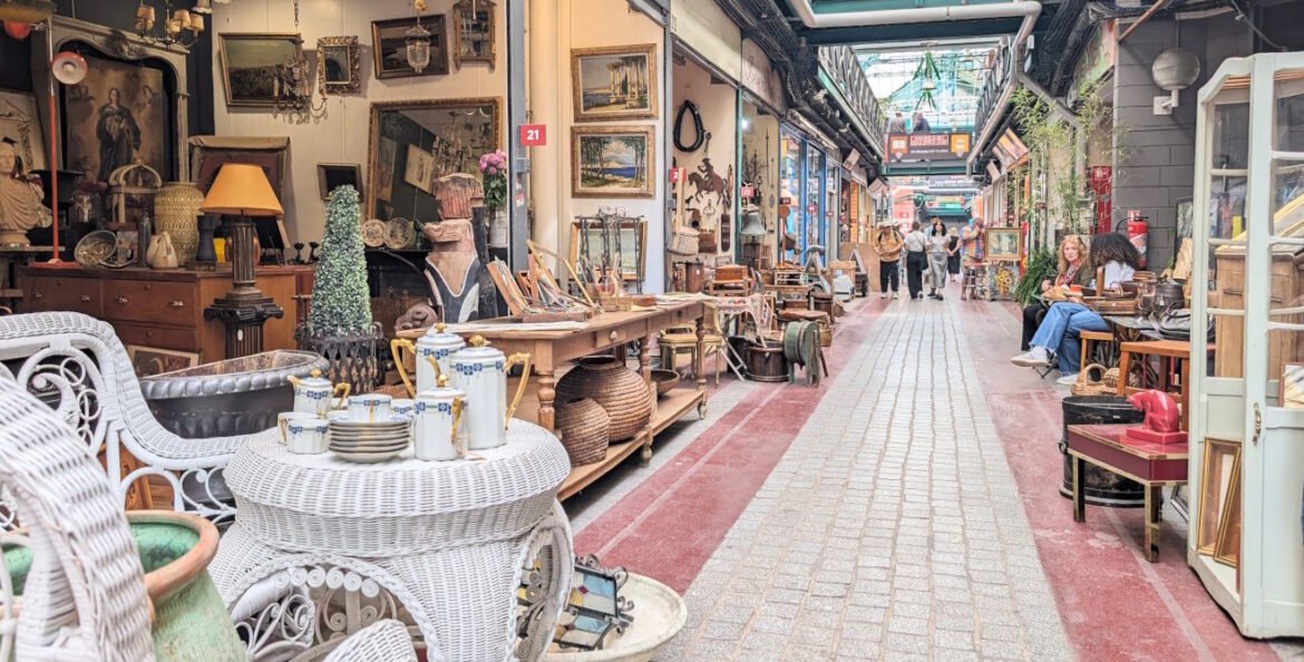 Secrets of the Marché aux Puces de Paris Saint-Ouen ⋆ Secrets of Paris