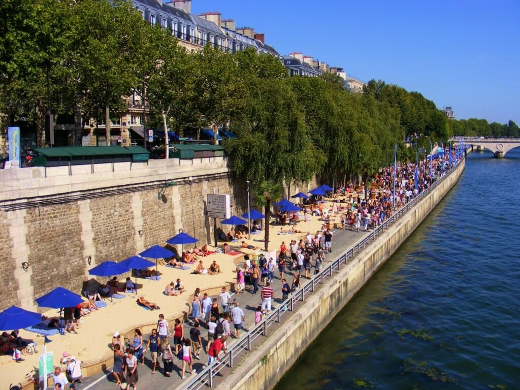 paris plages 2025 - Margens do Rio Sena