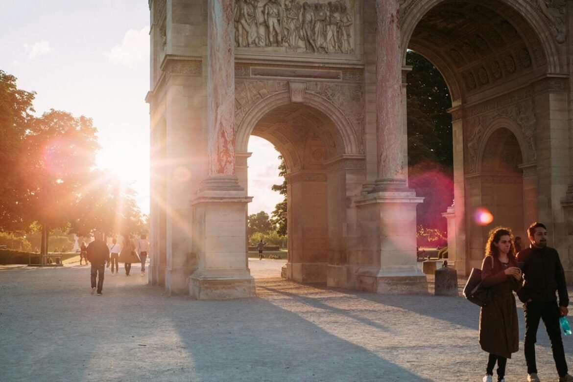 quanto custa viajar para paris