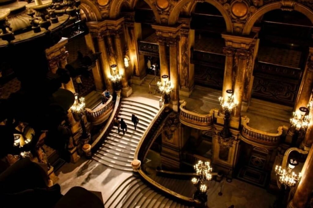 Escadaria da Ópera Garnier - roteiro paris 5 dias