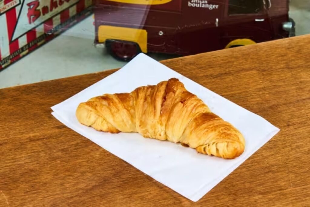 O Croiisant da Du Pain et des Idées é um dos melhores de Paris